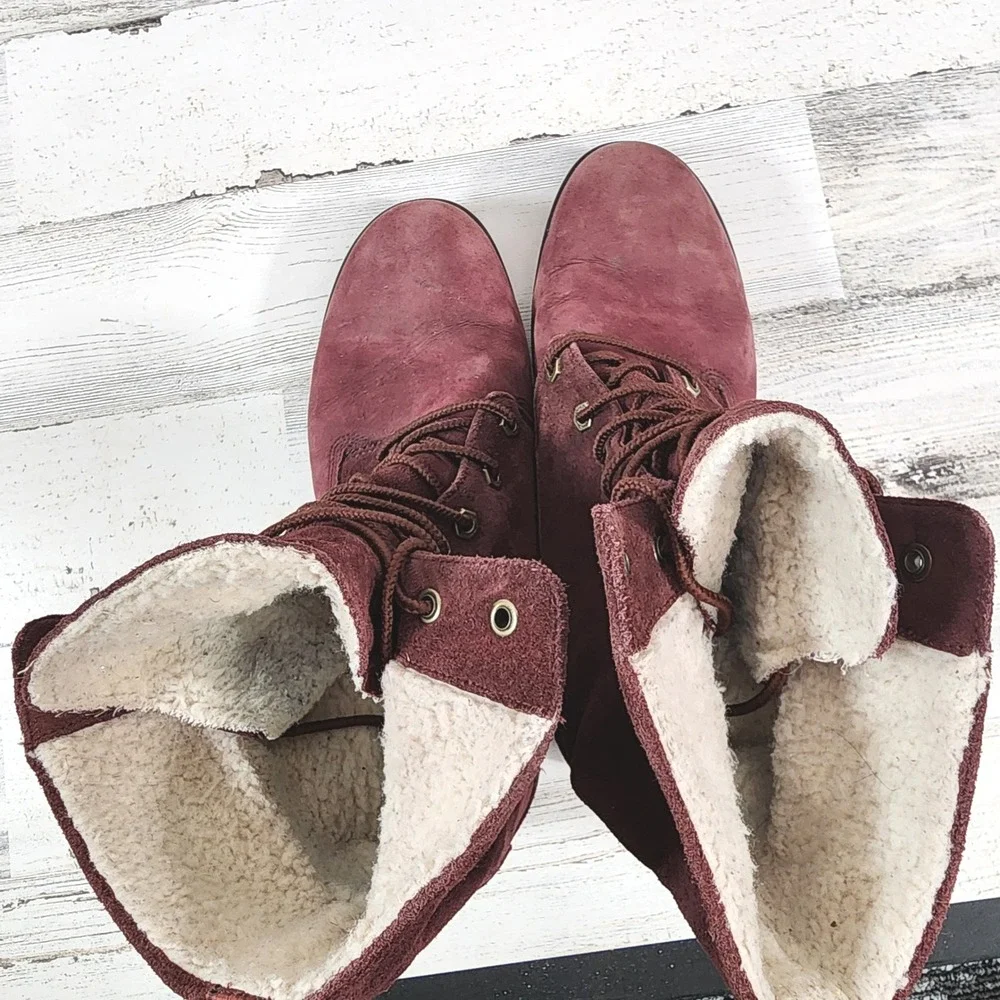 Timberland Boots Womens 10 Burgundy Suede Shearling Lined Lace Up Mid Calf